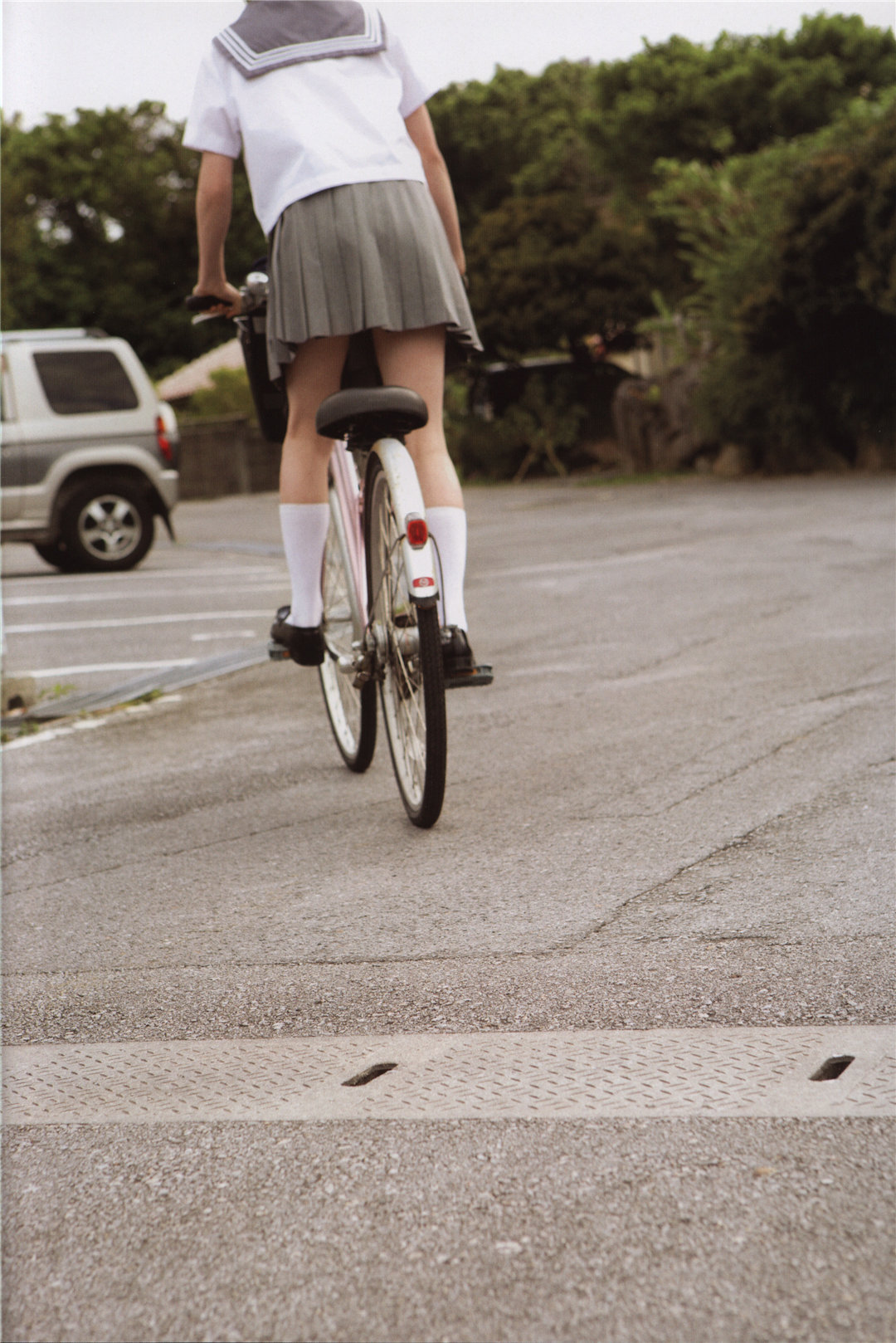 宫本佳林1ST写真集《佳林》高清全本