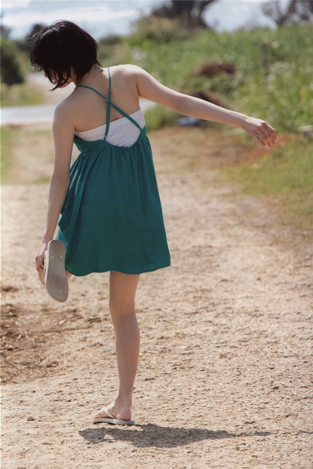 宫本佳林1ST写真集《佳林》高清全本