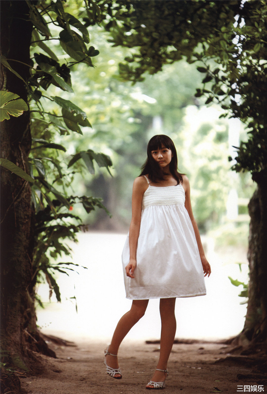 和田彩花写真集《彩 aya》高清全本