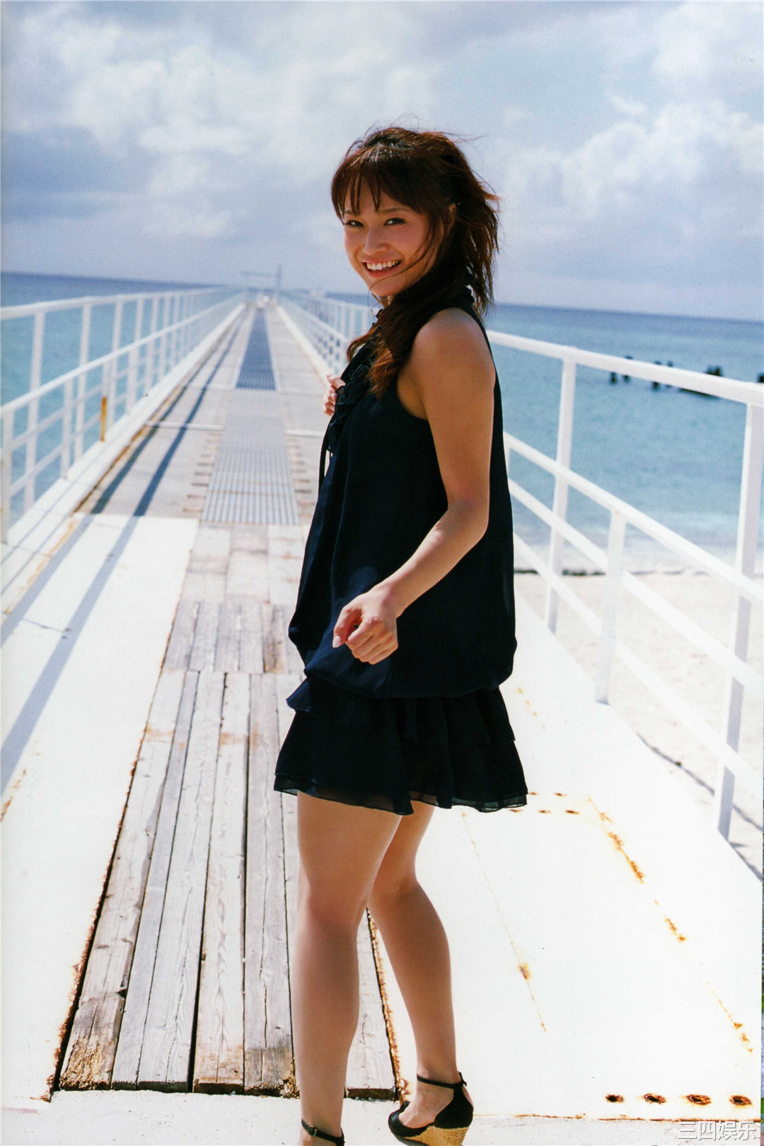 龟井绘里写真集《20はたち》高清全本