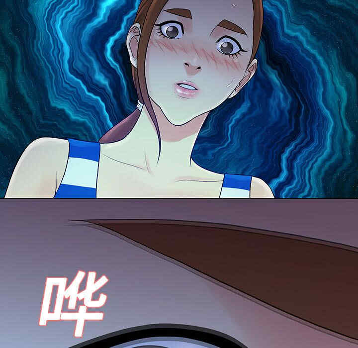 被女神环绕的男人