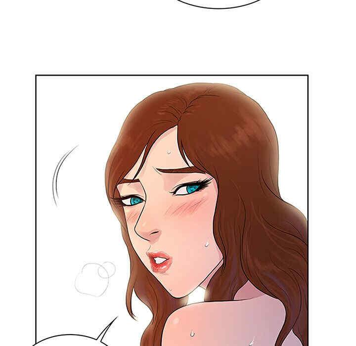 被女神环绕的男人