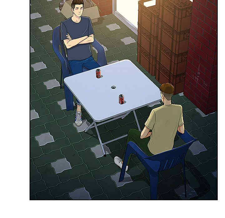 被女神环绕的男人