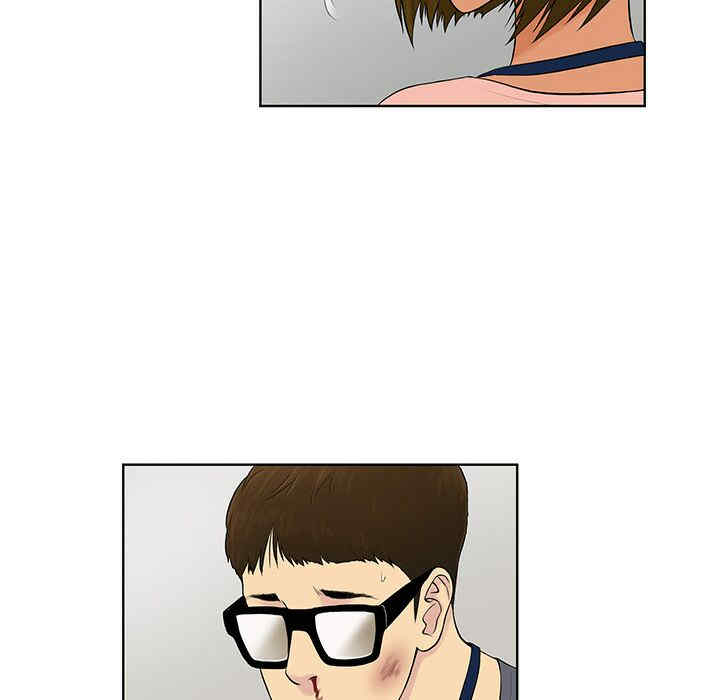 被女神环绕的男人