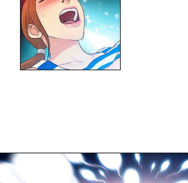 被女神环绕的男人