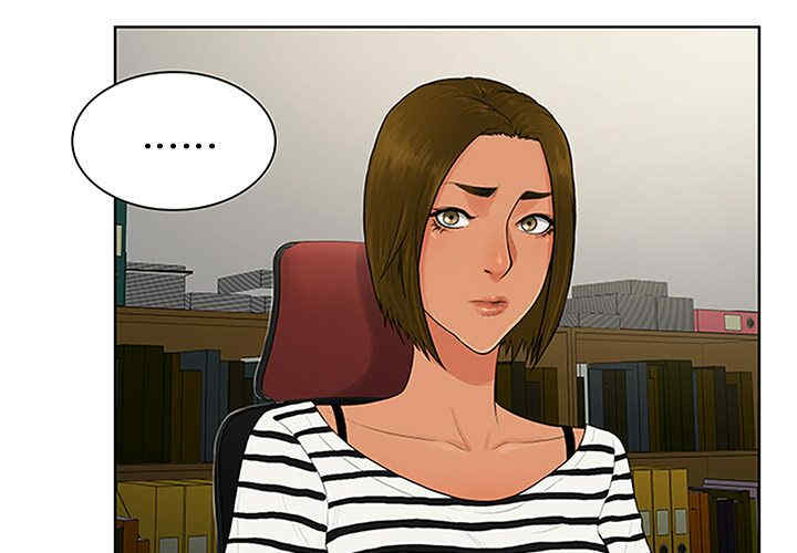 被女神环绕的男人