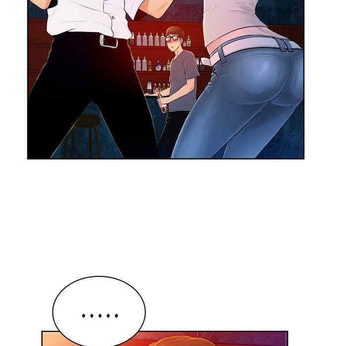 被女神环绕的男人