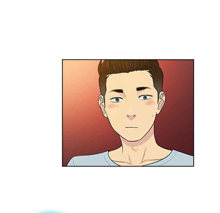 被女神环绕的男人