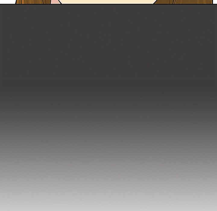 被女神环绕的男人