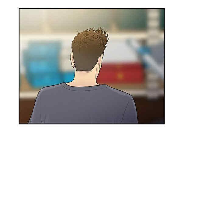 被女神环绕的男人