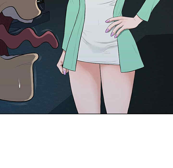 被女神环绕的男人