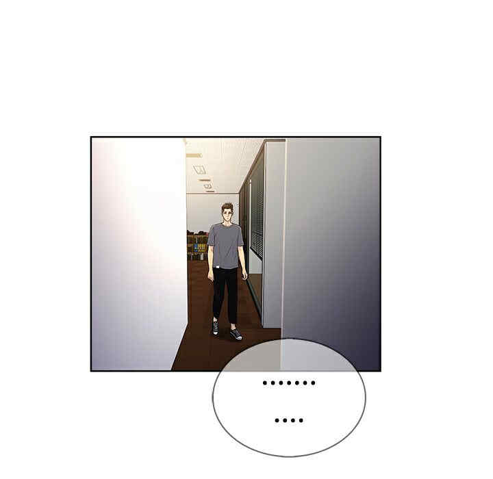 被女神环绕的男人