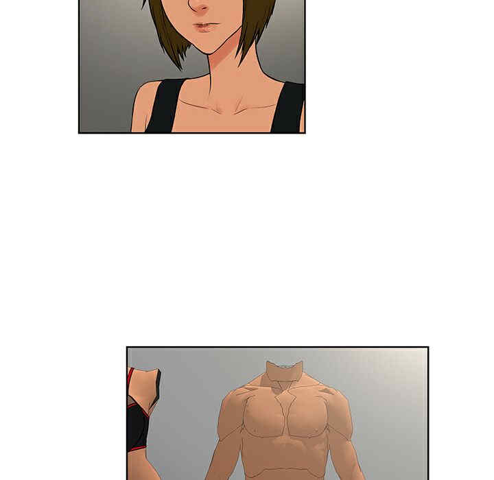 被女神环绕的男人