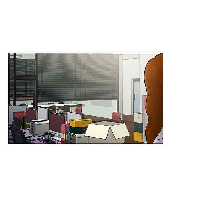 被女神环绕的男人