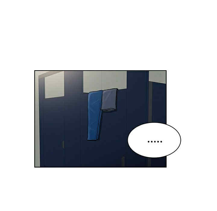 被女神环绕的男人