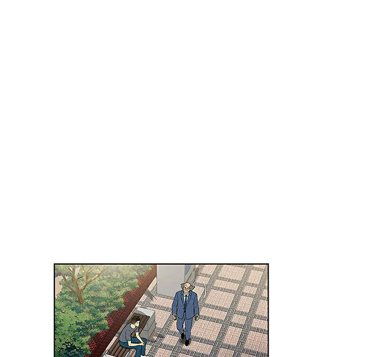 被女神环绕的男人