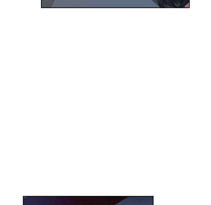 被女神环绕的男人