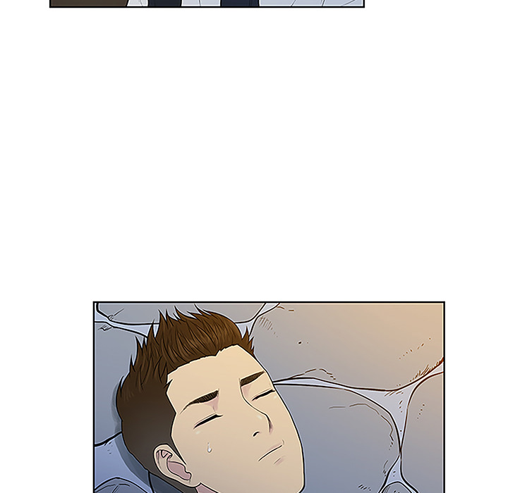 被女神环绕的男人