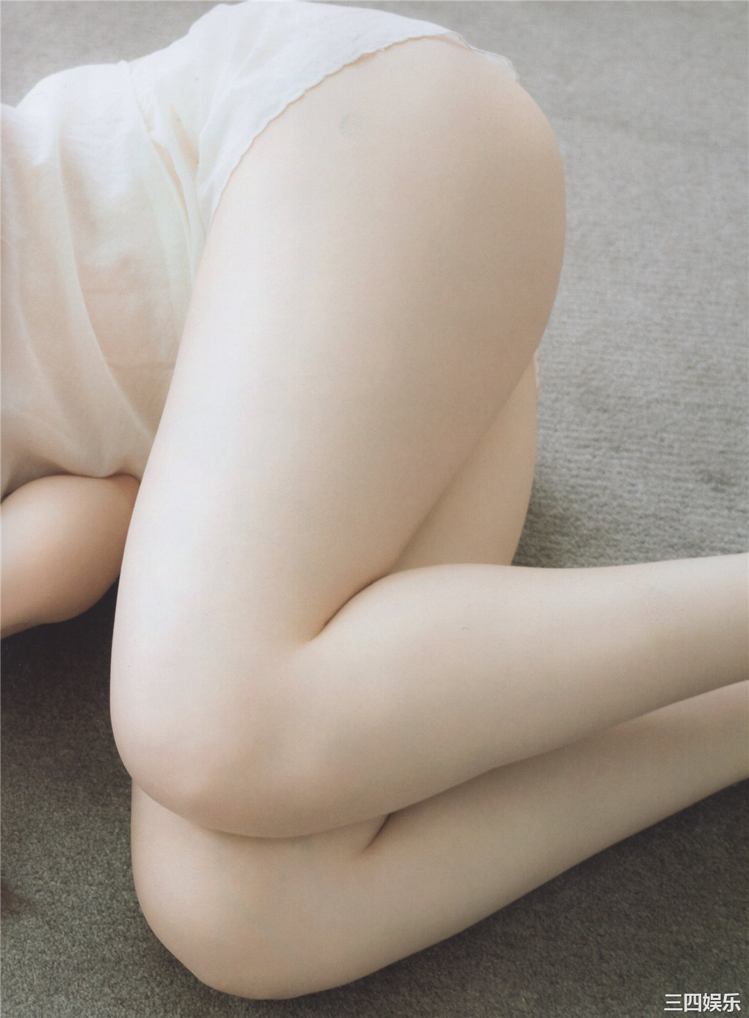 白石麻衣写真集《乃木坂46卒業記念メモリアルマガジン》高清全本