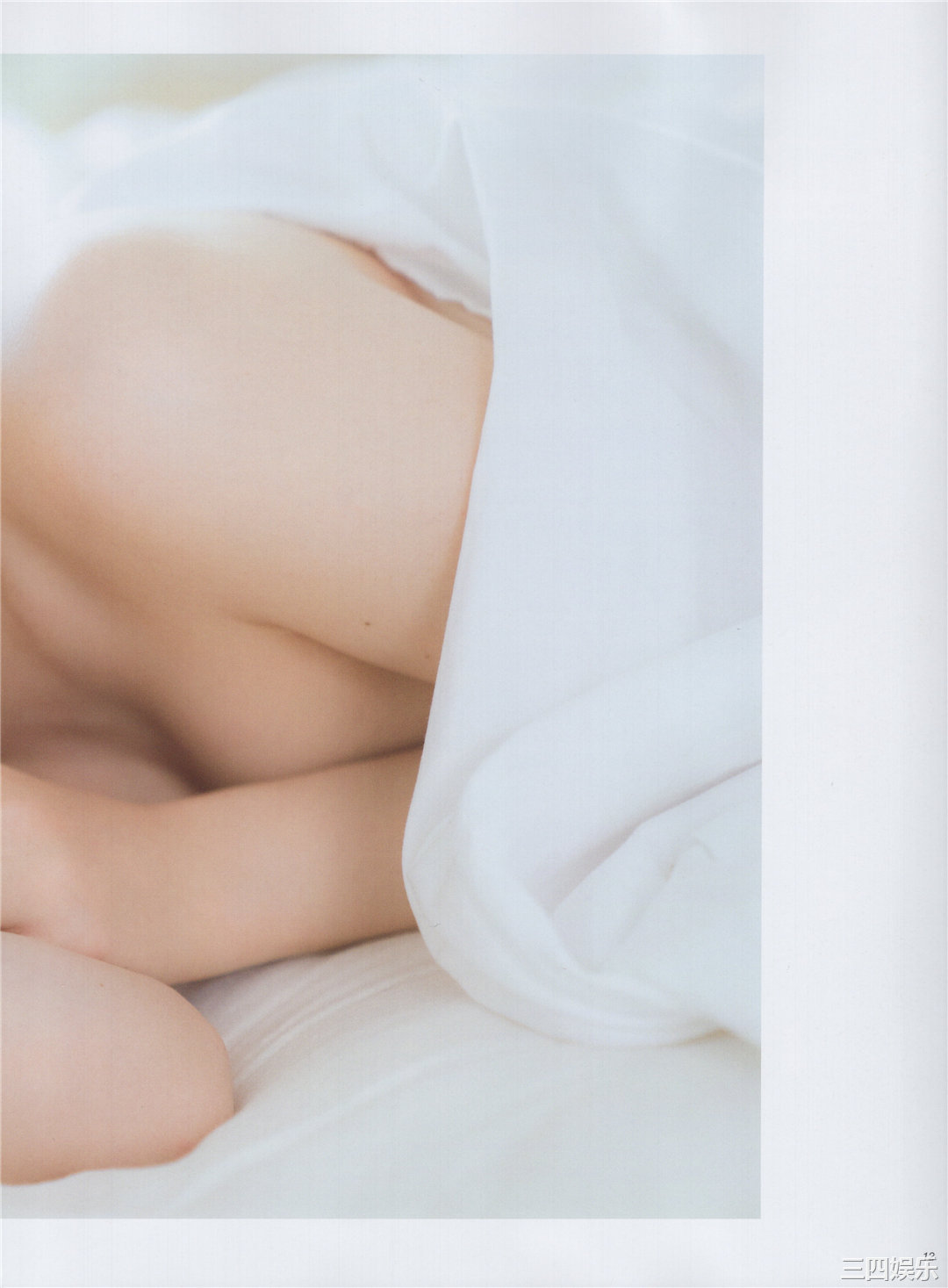 白石麻衣写真集《乃木坂46卒業記念メモリアルマガジン》高清全本