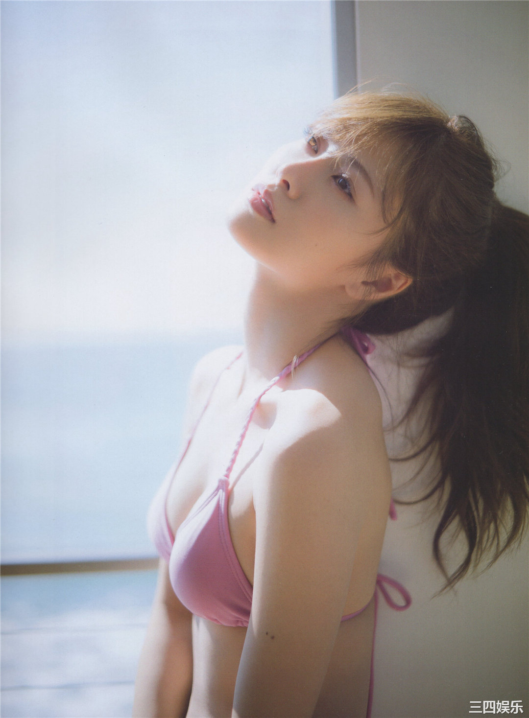 白石麻衣写真集《乃木坂46卒業記念メモリアルマガジン》高清全本