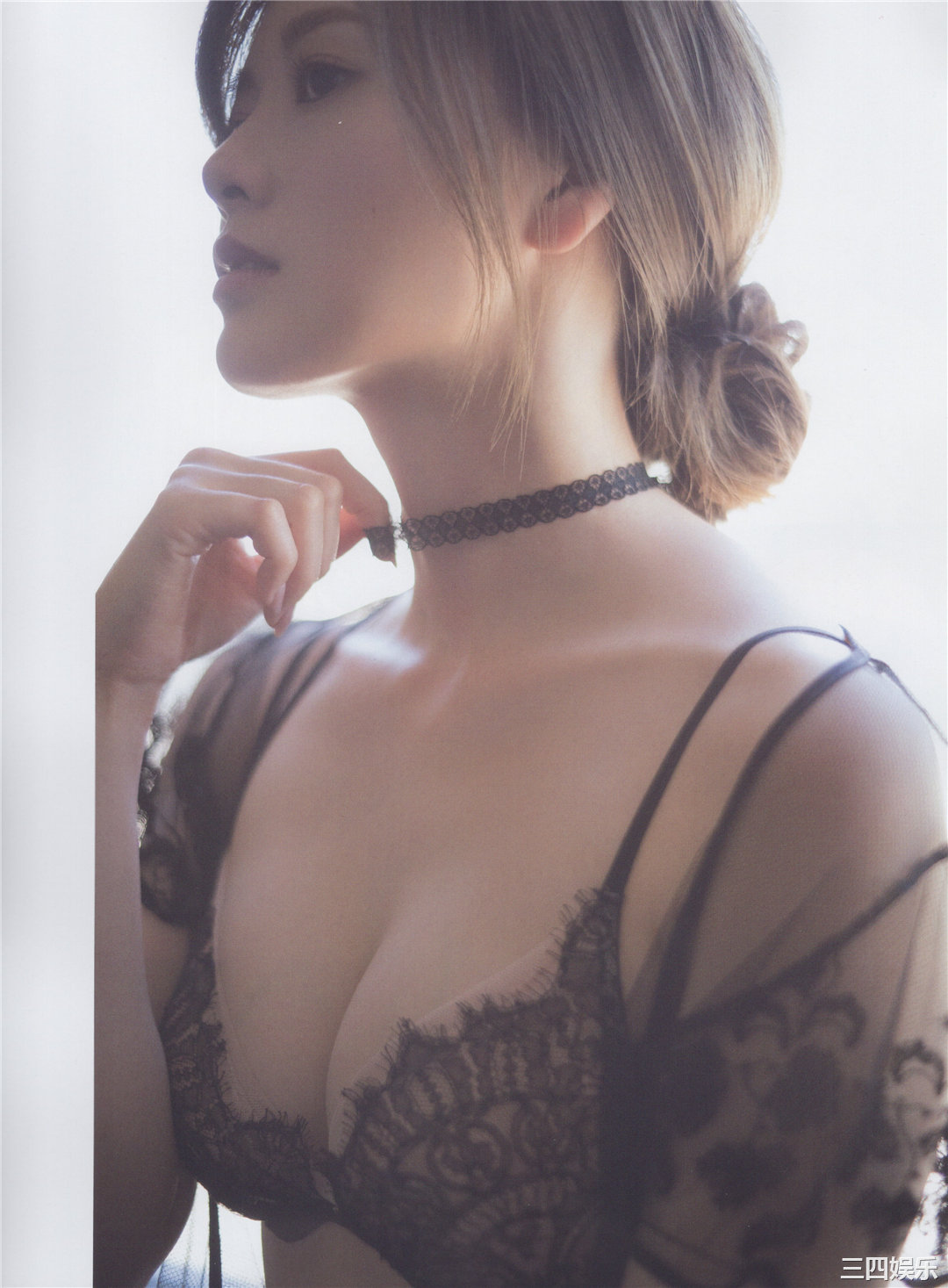 白石麻衣写真集《乃木坂46卒業記念メモリアルマガジン》高清全本