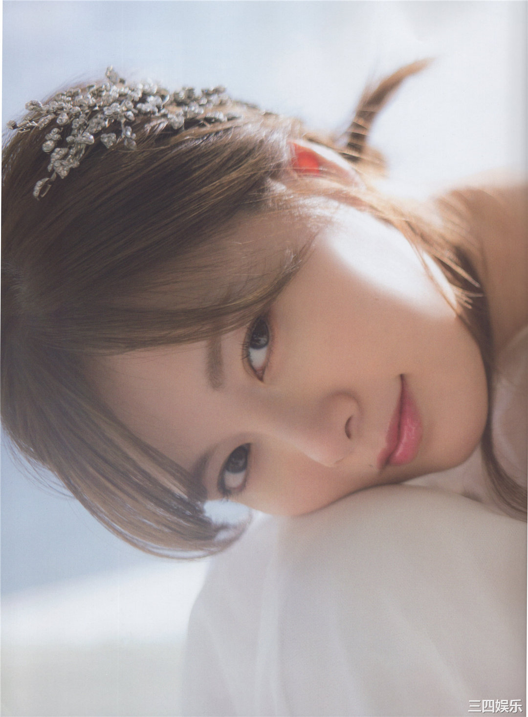 白石麻衣写真集《乃木坂46卒業記念メモリアルマガジン》高清全本