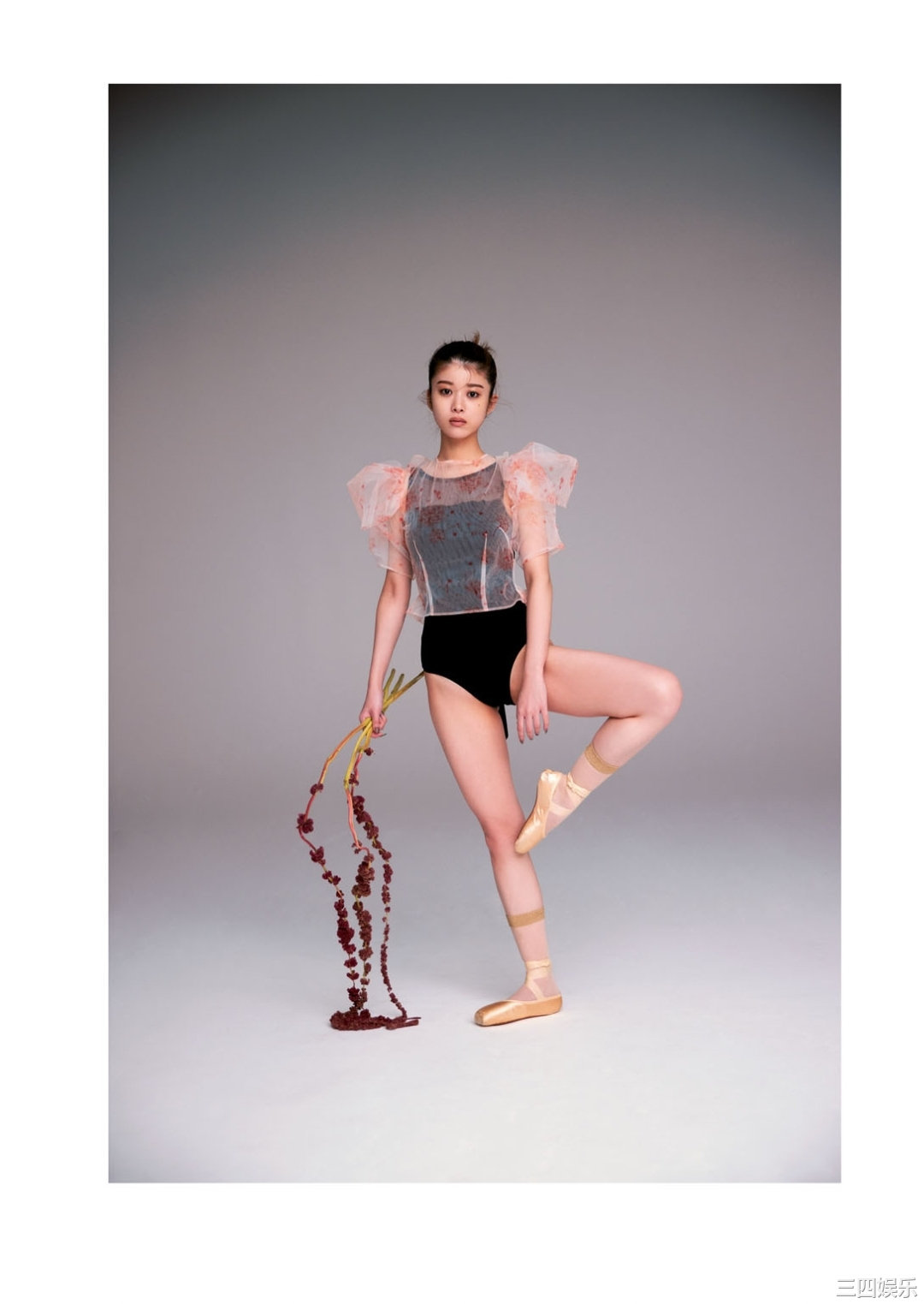 马场富美加写真集《ふみかのまんなか》高清全本