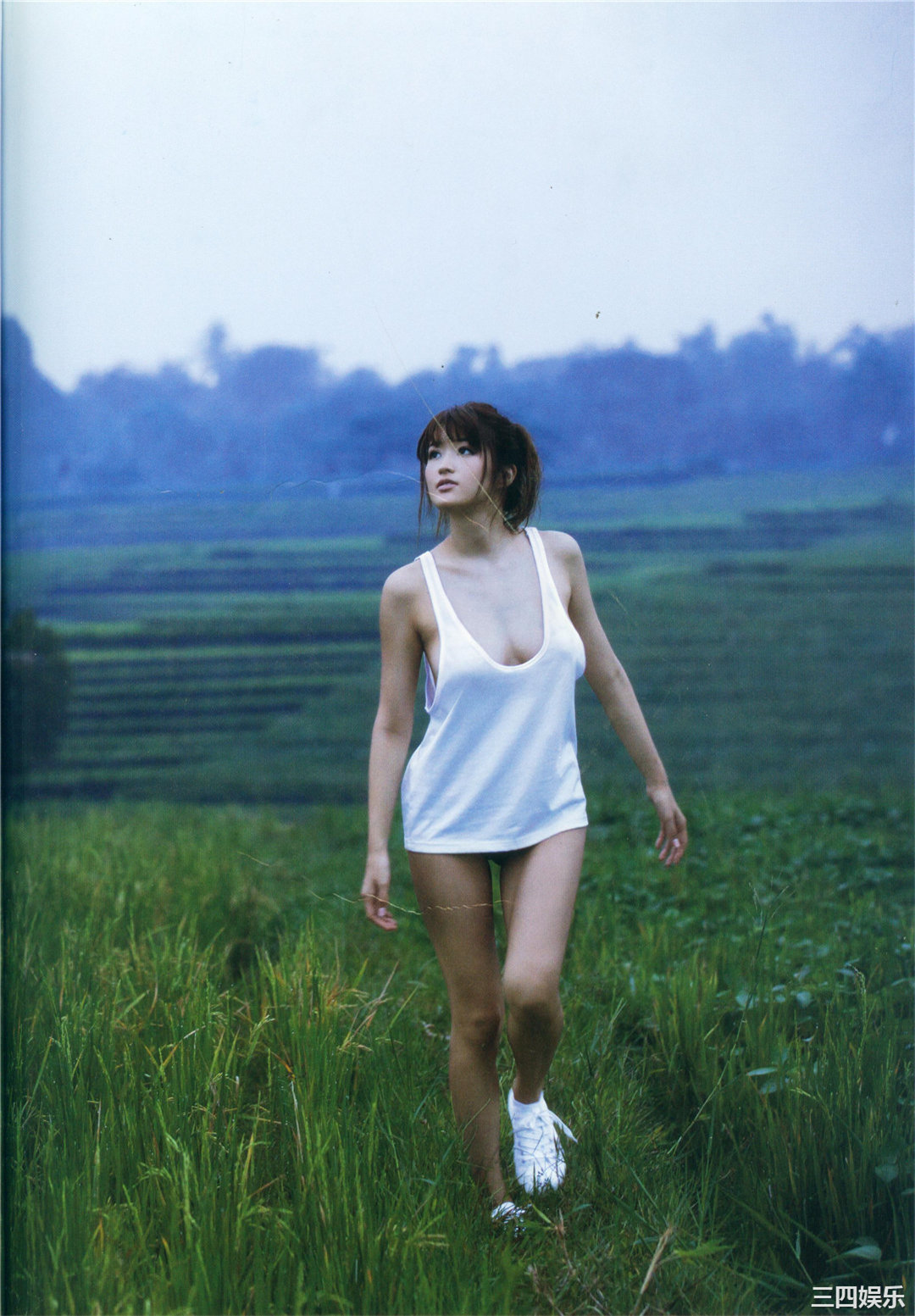 叶加濑麻衣写真集《Mystic》高清全本