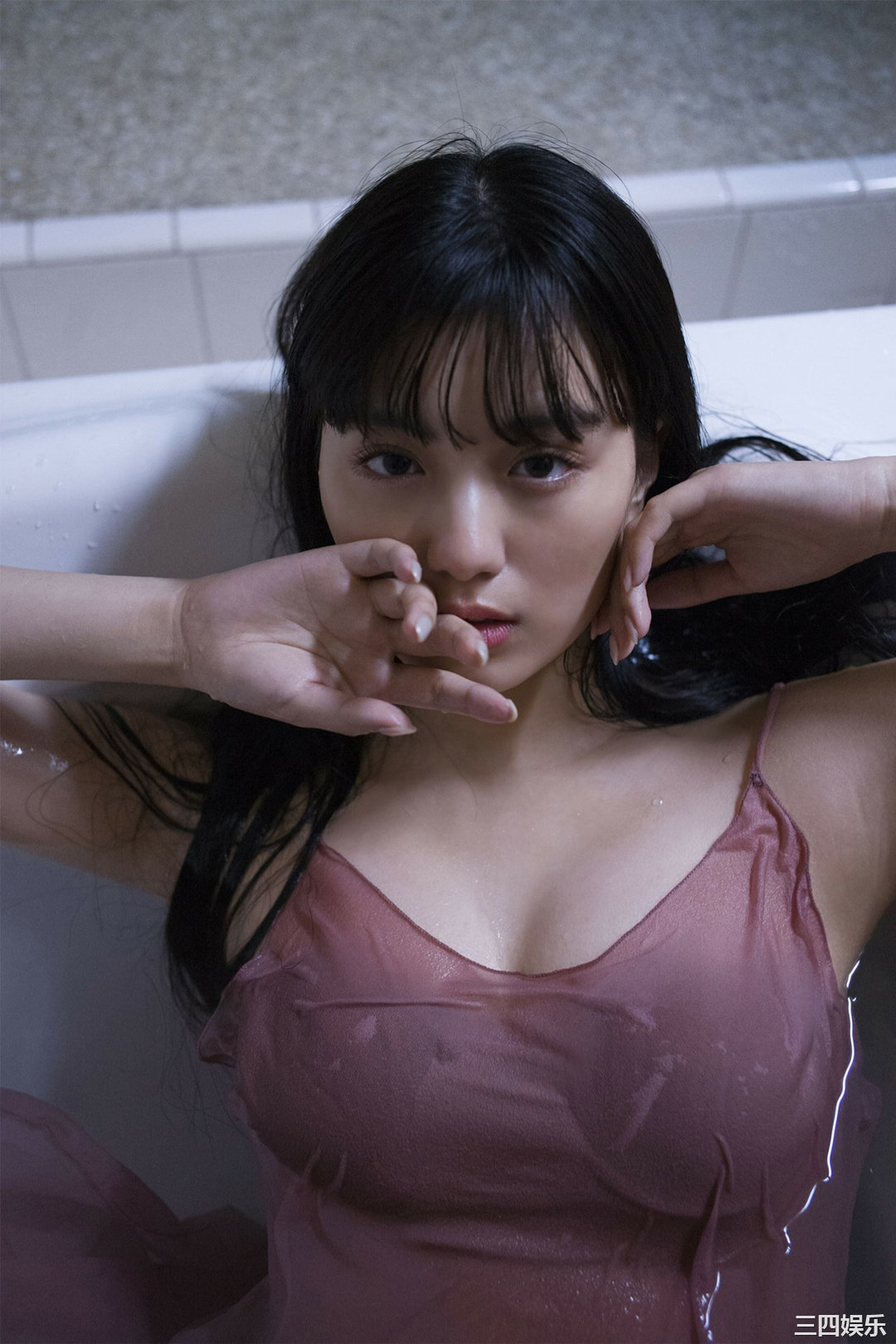 鹤岛乃爱写真集《秘密》高清全本