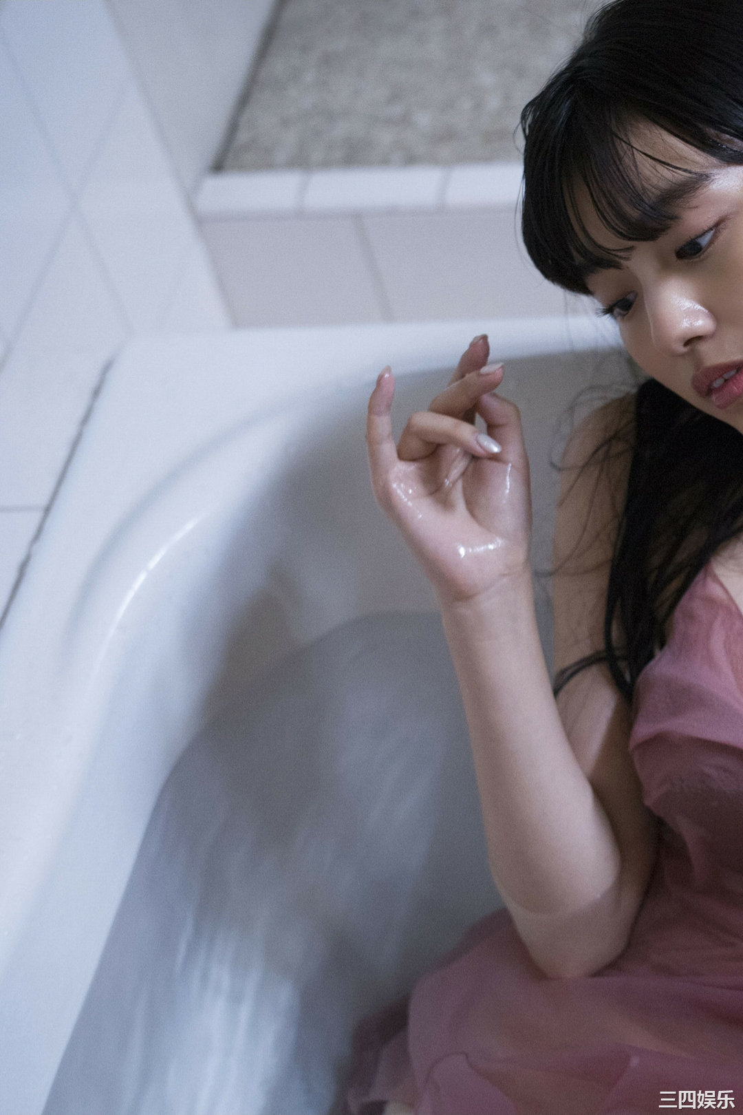 鹤岛乃爱写真集《秘密》高清全本