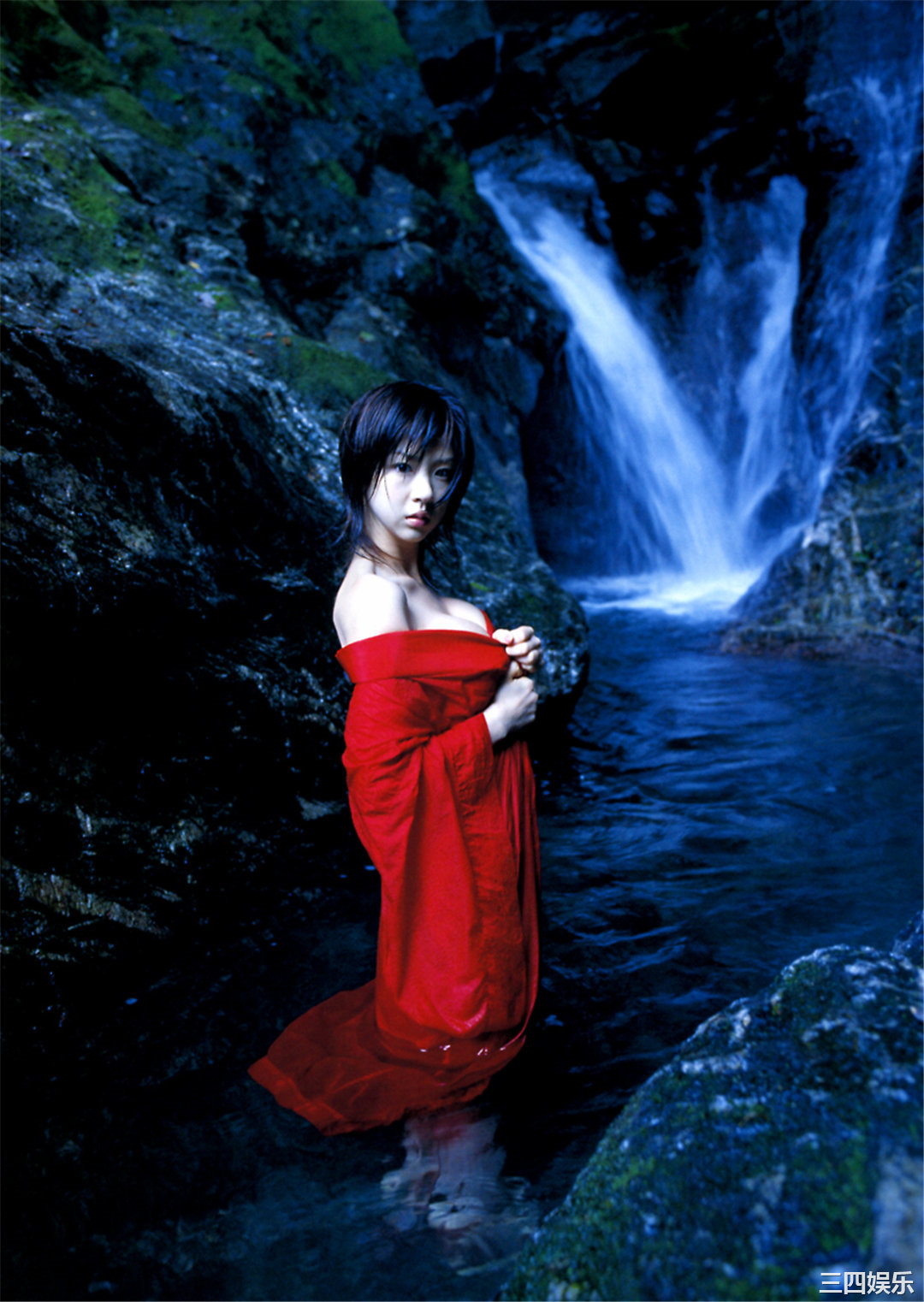 星野亚希写真集《秘桃》高清全本