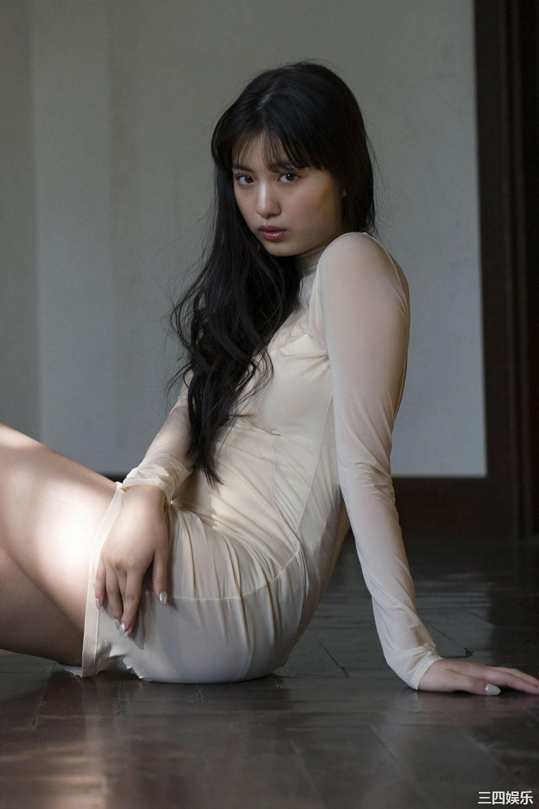 鹤岛乃爱写真集《秘密》高清全本