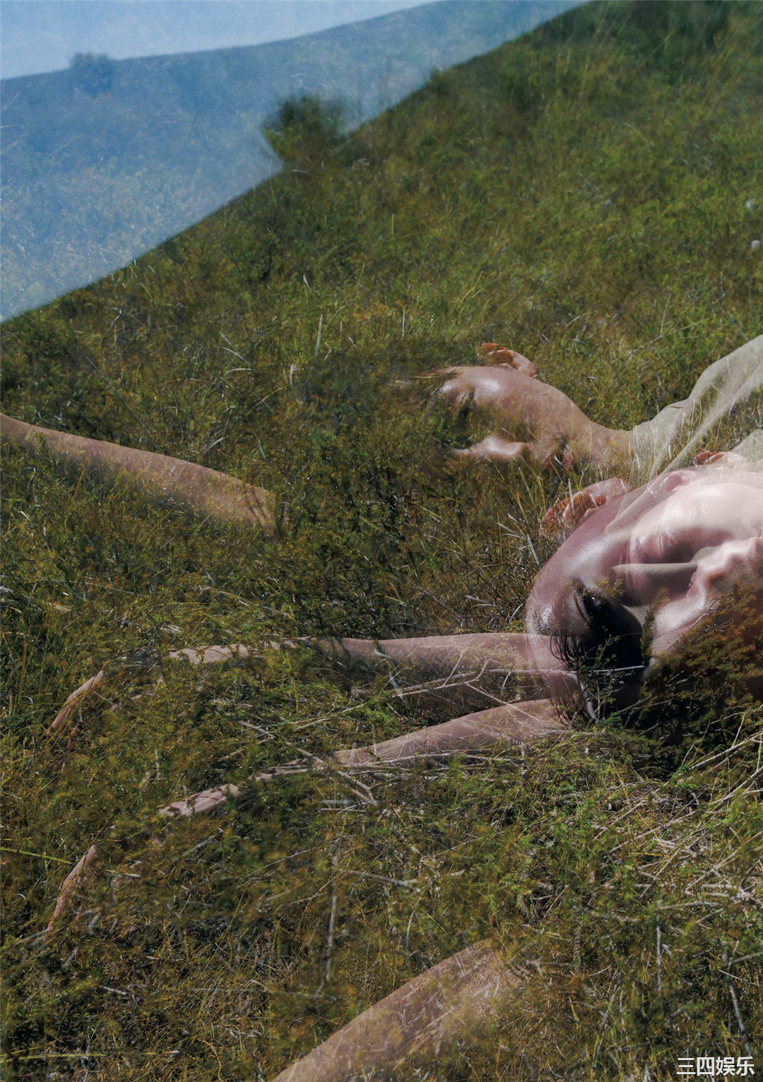 绫濑遥写真集《ハルカノイセカイ０４》高清全本