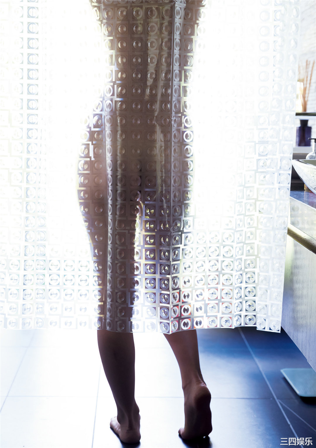 柳百合菜写真集《ひみつ》高清全本