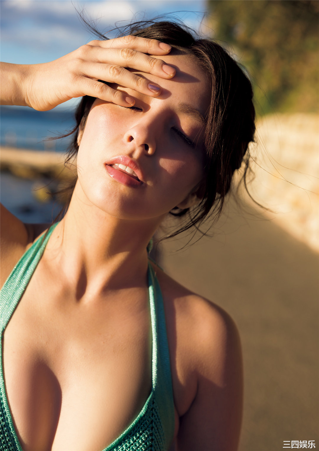 柳百合菜写真集《ひみつ》高清全本