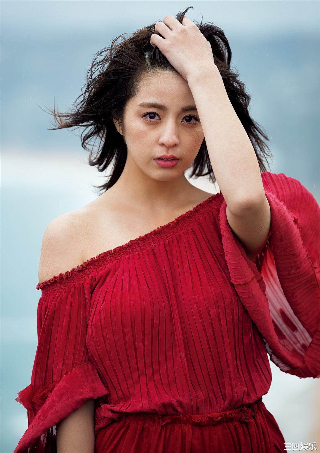 柳百合菜写真集《ひみつ》高清全本