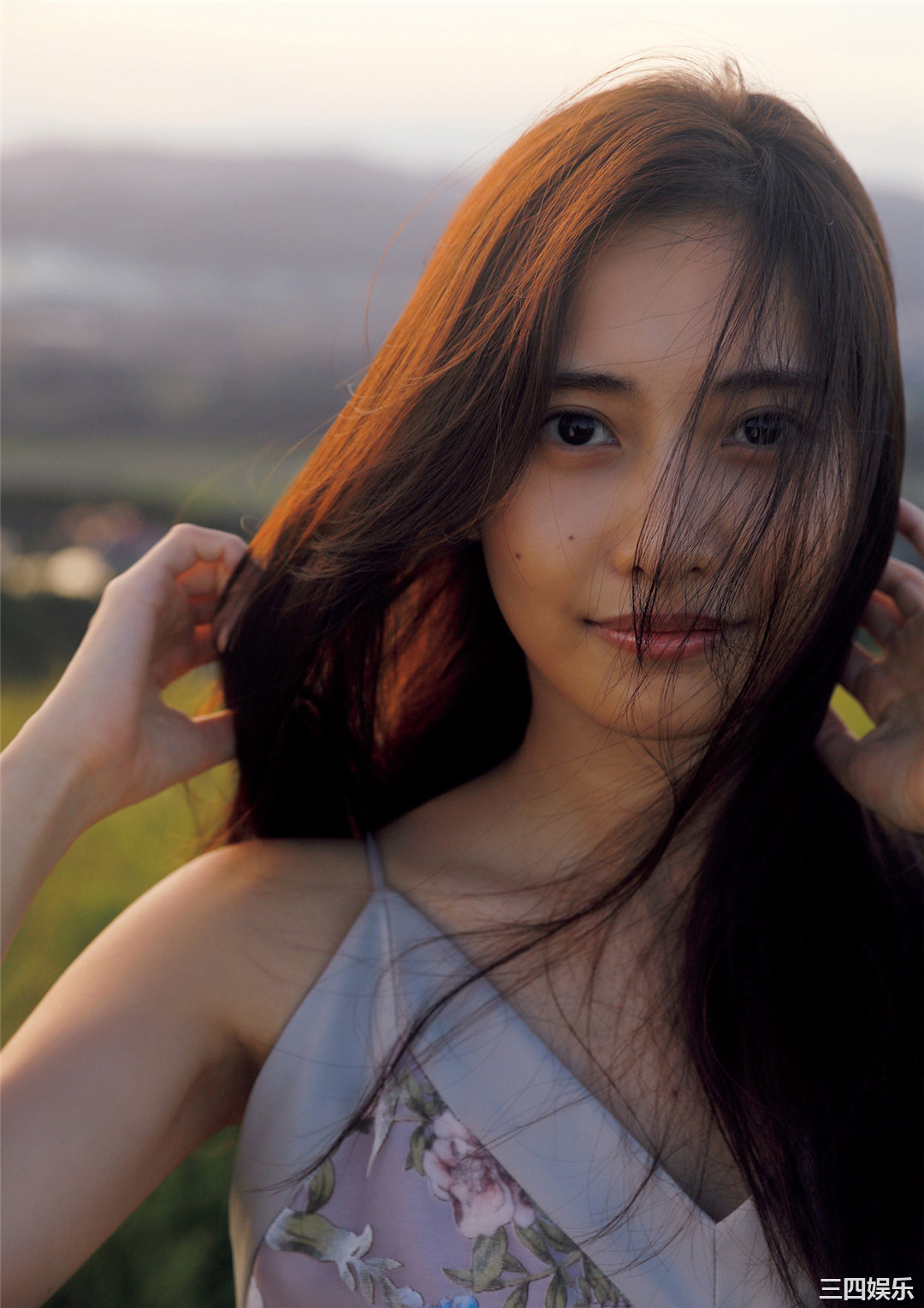 佐野雏子写真集《COLORS》高清全本