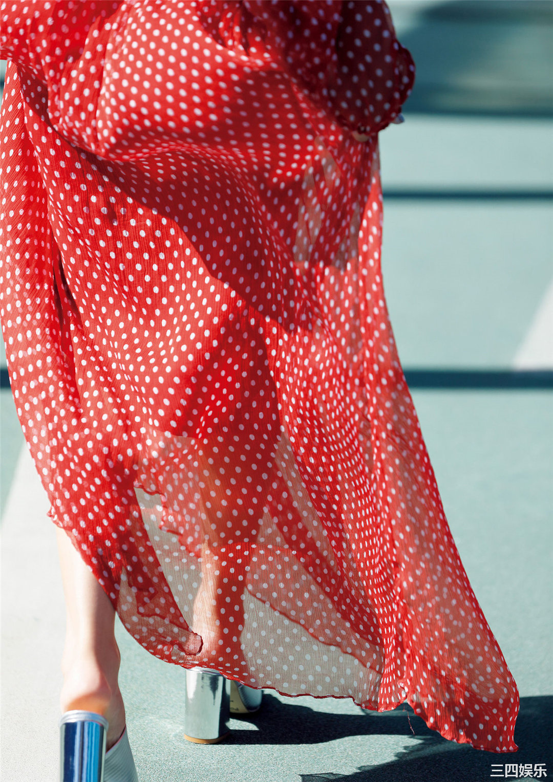 佐野雏子写真集《COLORS》高清全本