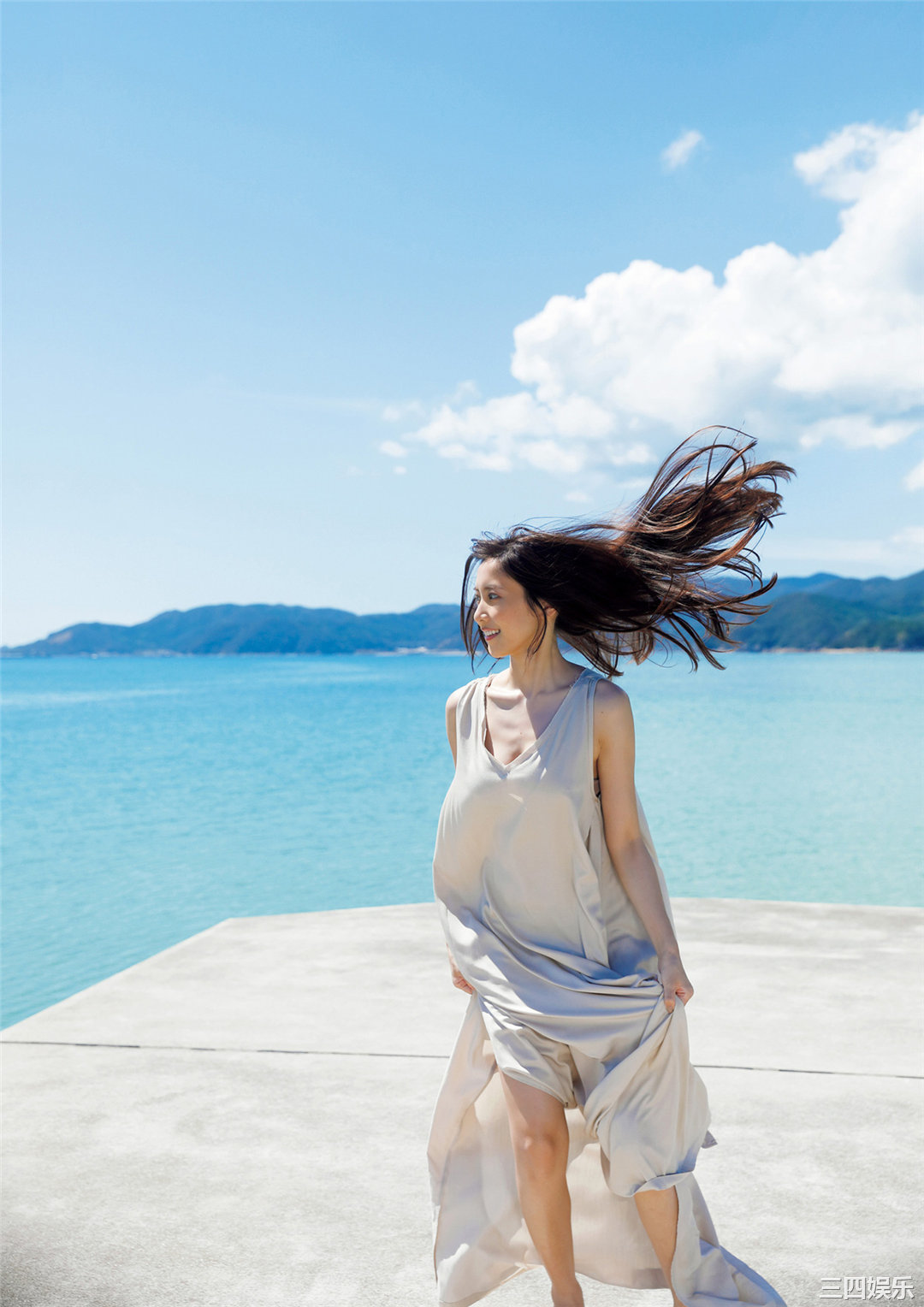 佐野雏子写真集《COLORS》高清全本