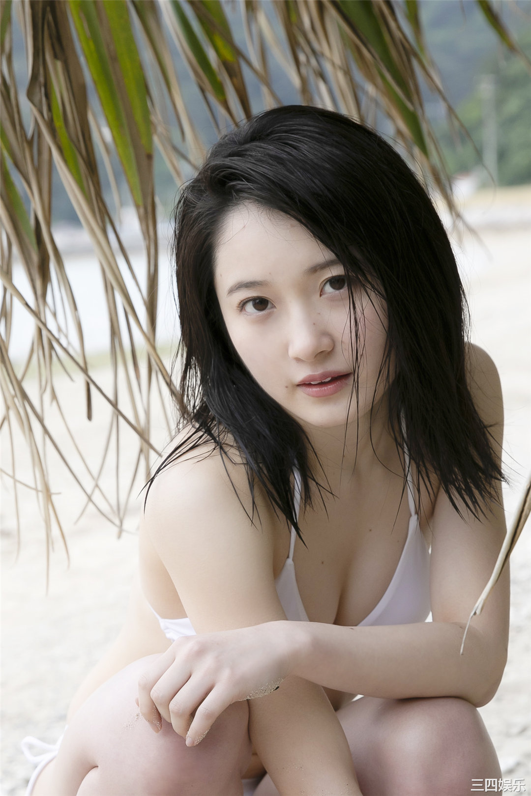 森户知沙希写真集《[Hello! Project Digital Books] Vol.207 Chisaki Morito 森戸知沙希》高清全本