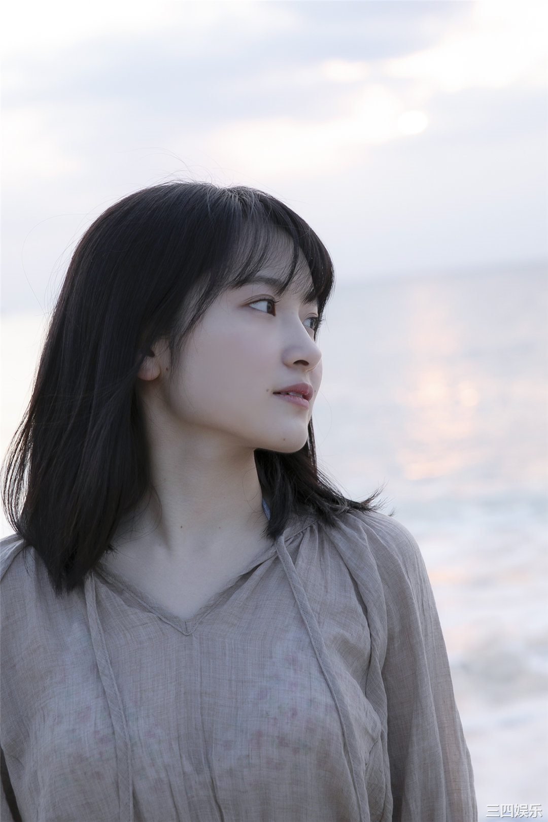 森户知沙希写真集《[Hello! Project Digital Books] Vol.207 Chisaki Morito 森戸知沙希》高清全本