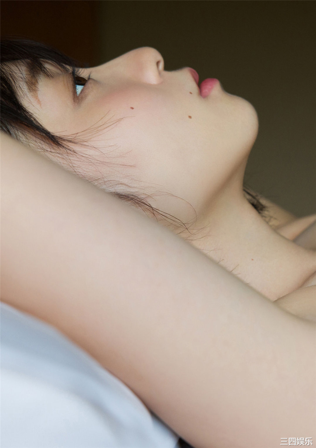 伊织萌写真集《内緒話》高清全本