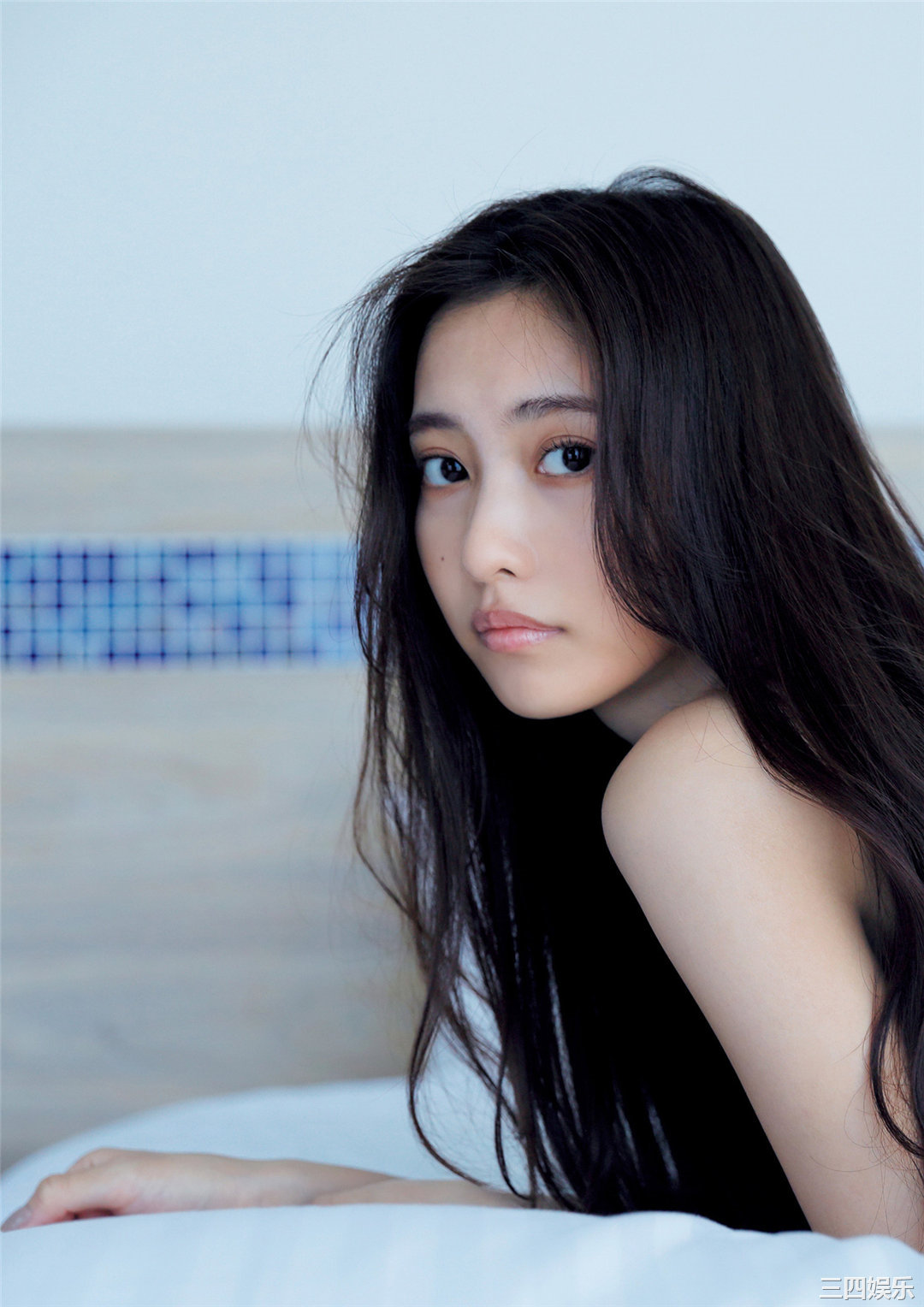 佐野雏子写真集《COLORS》高清全本