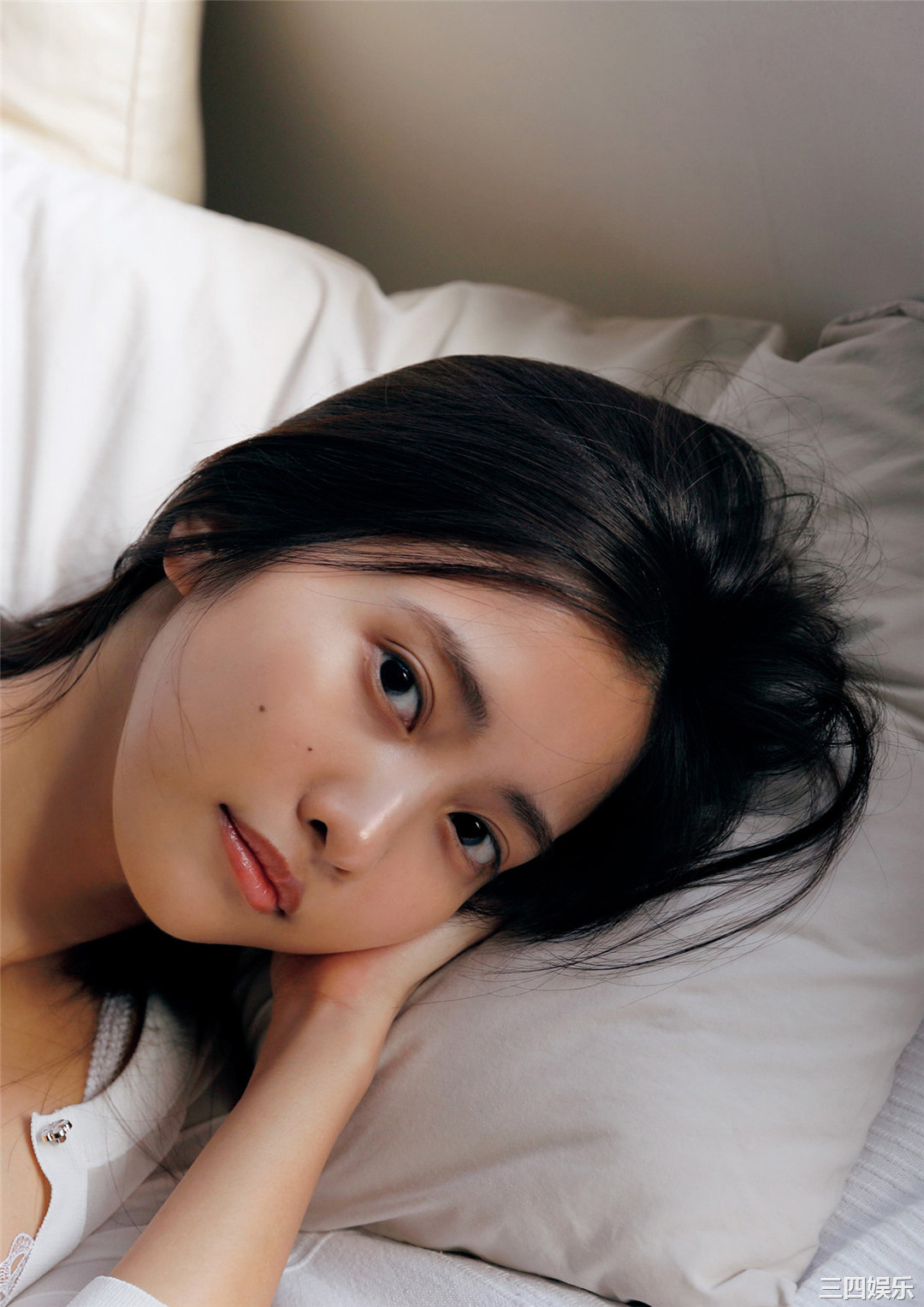 佐野雏子写真集《COLORS》高清全本