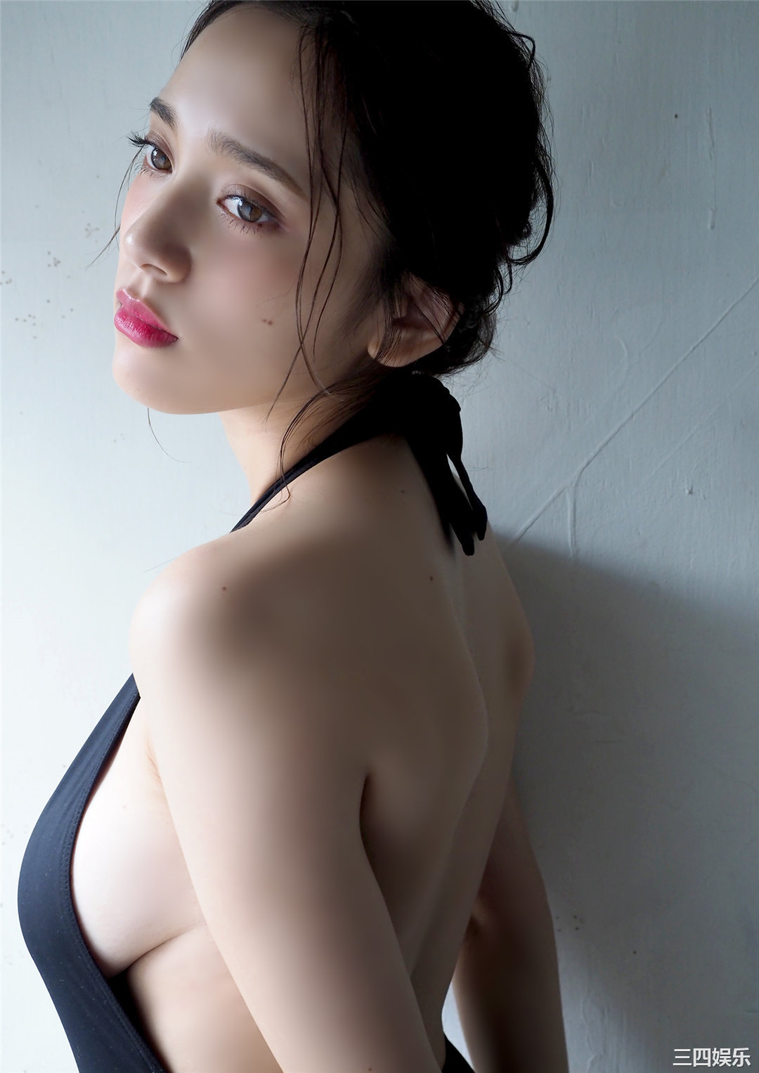 都丸纱也华写真集《ヴィーナスの眼差し》高清全本