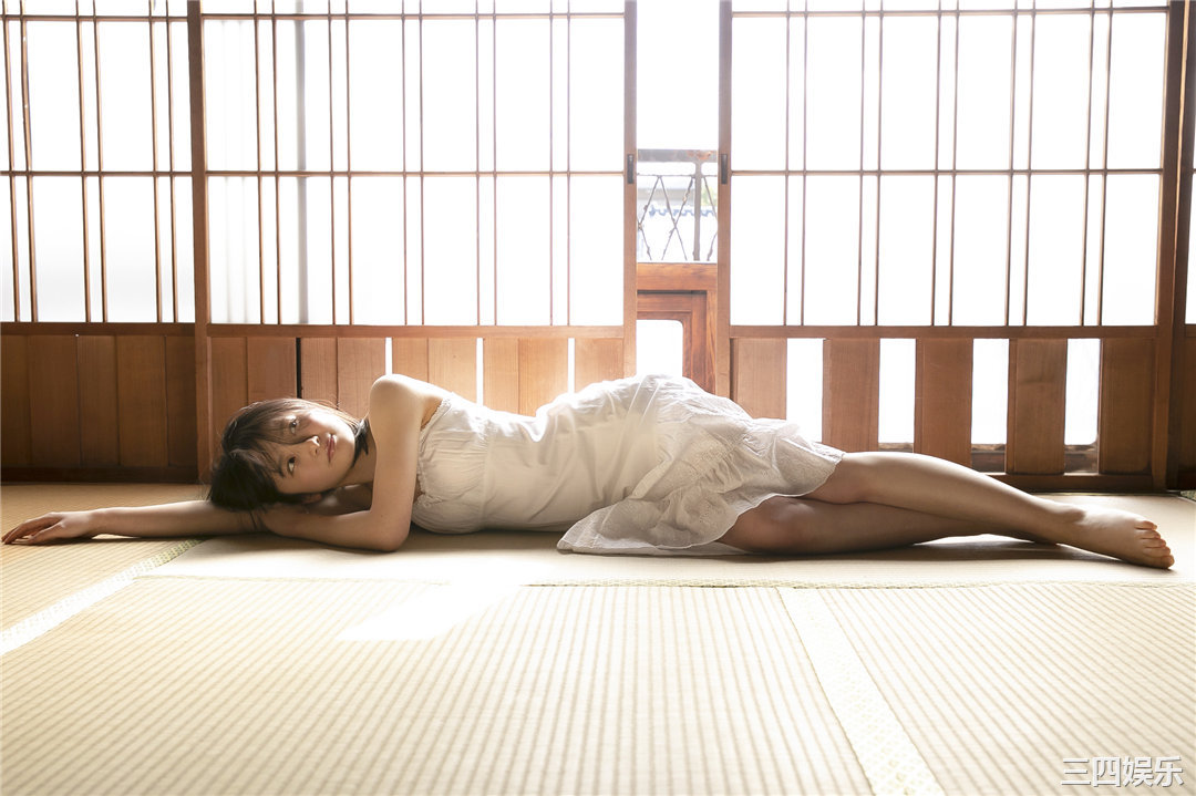 森户知沙希写真集《[Hello! Project Digital Books] Vol.206》高清全本