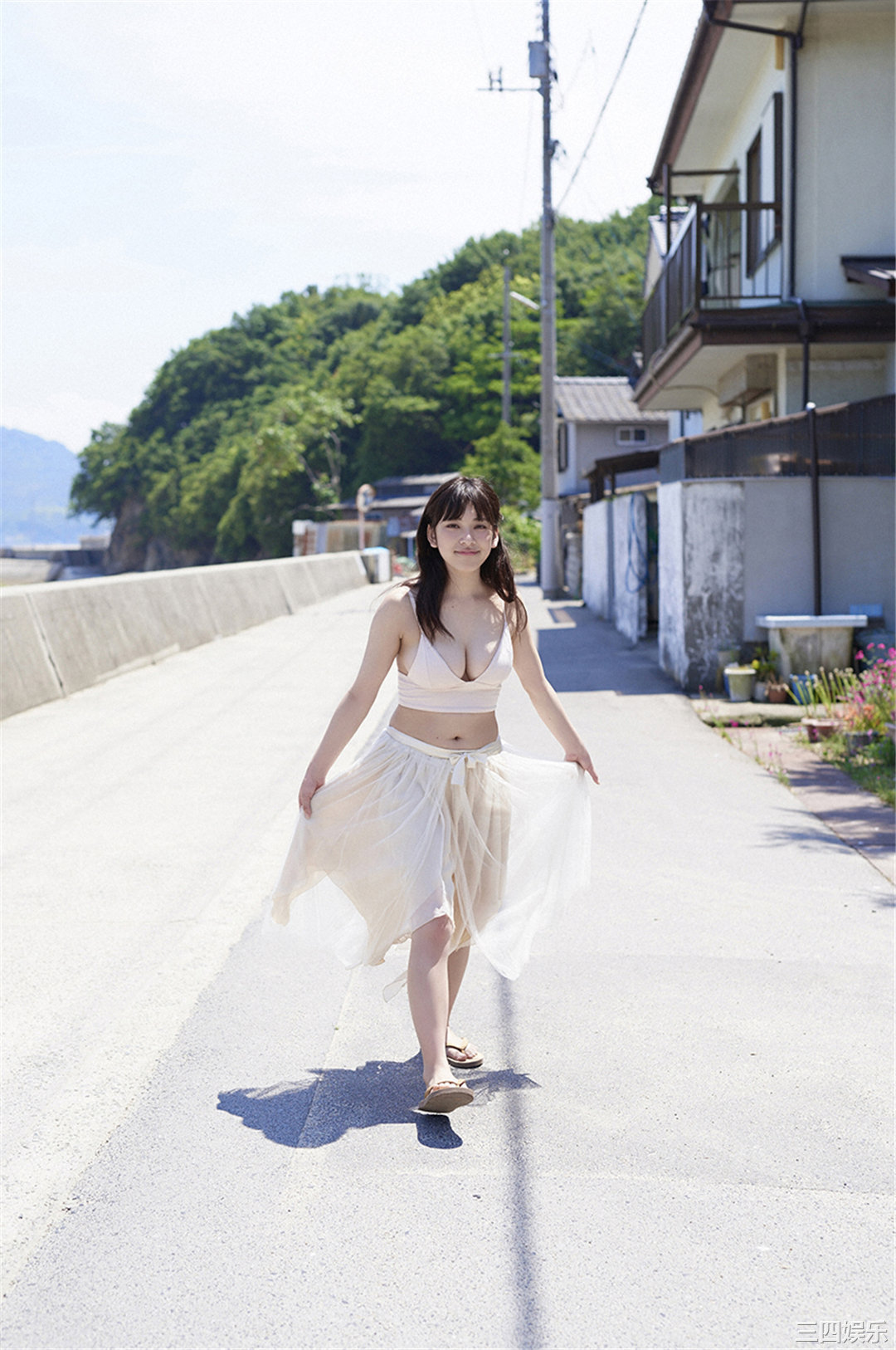 都丸纱也华写真集《[WPB-net] No.184 夏の扉をあけて》高清全本