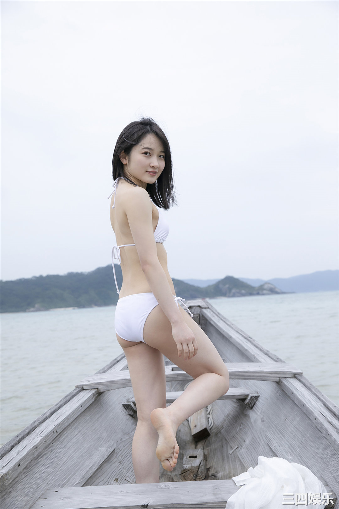 森户知沙希写真集《[Hello! Project Digital Books] Vol.206》高清全本