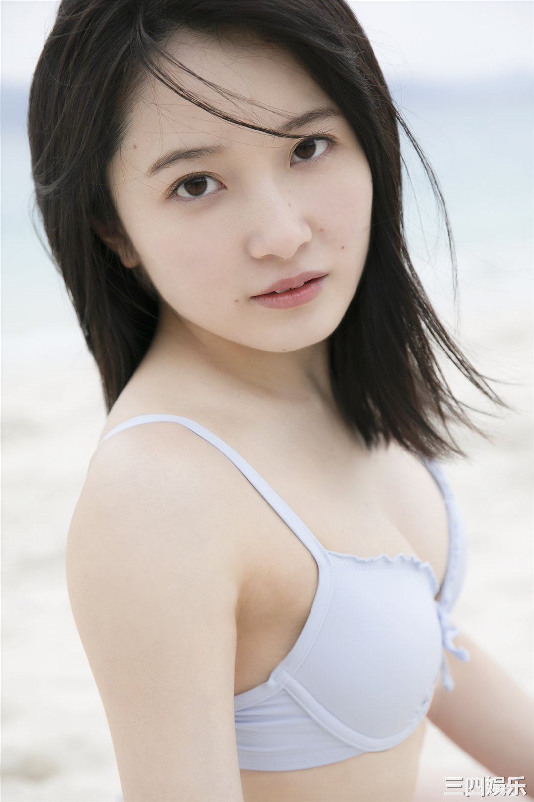 森户知沙希写真集《[Hello! Project Digital Books] Vol.206》高清全本